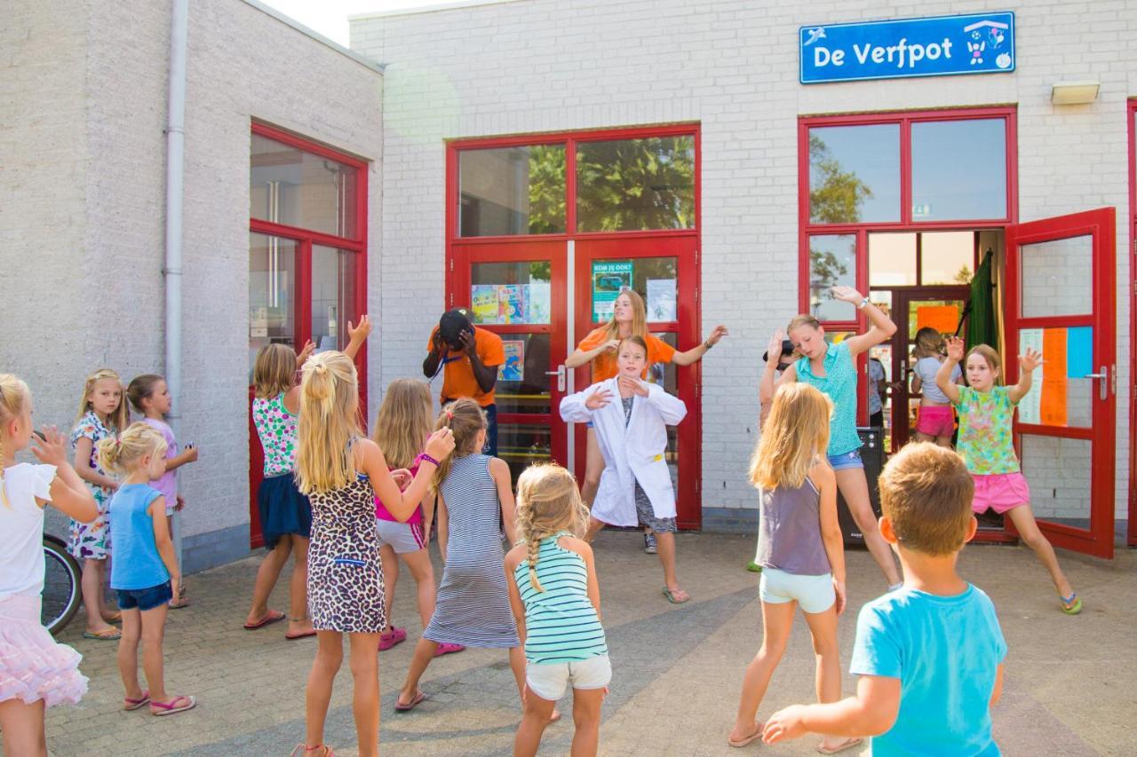 Camping De Duinhoeve Chalet Zeeland Not For Companies Burgh-Haamstede Bagian luar foto