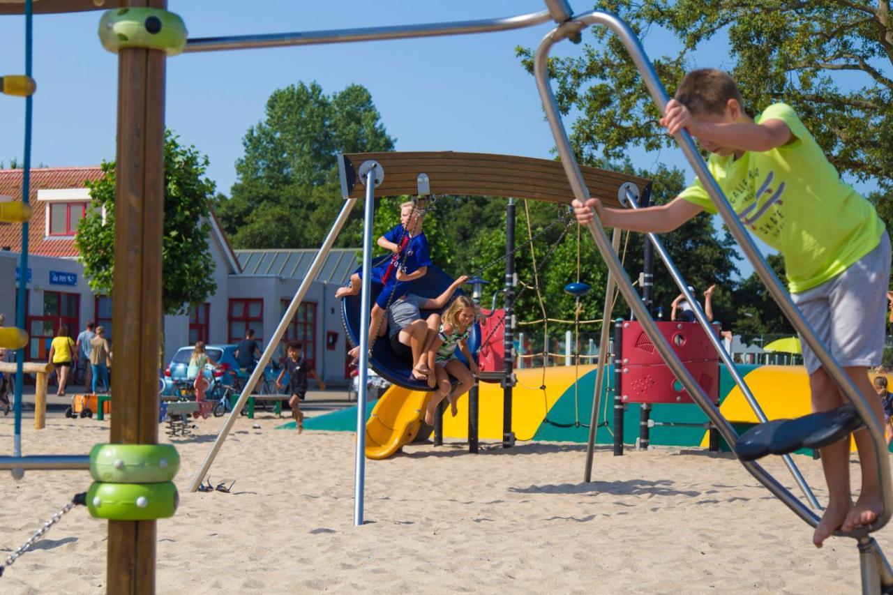 Camping De Duinhoeve Chalet Zeeland Not For Companies Burgh-Haamstede Bagian luar foto